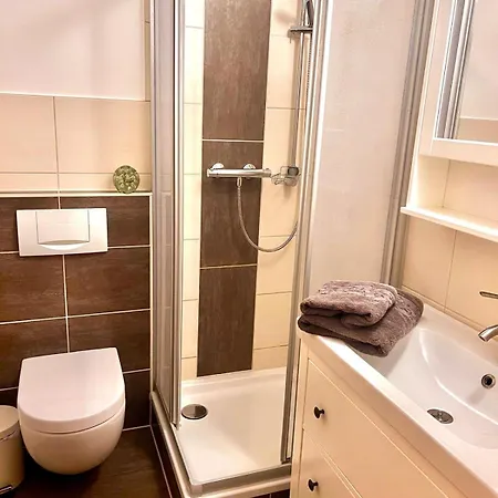 Blaue Maus Апартаменты Миров