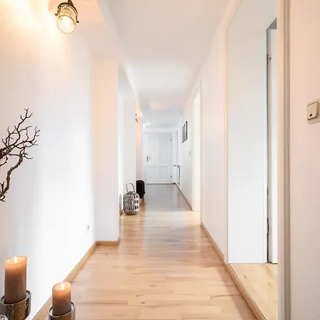 Blaue Maus Миров